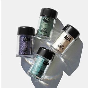 Loose pigment powders